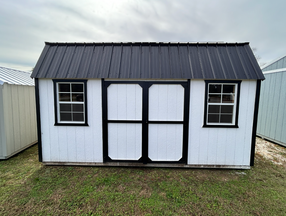 Side Lofted Barn in Semmes